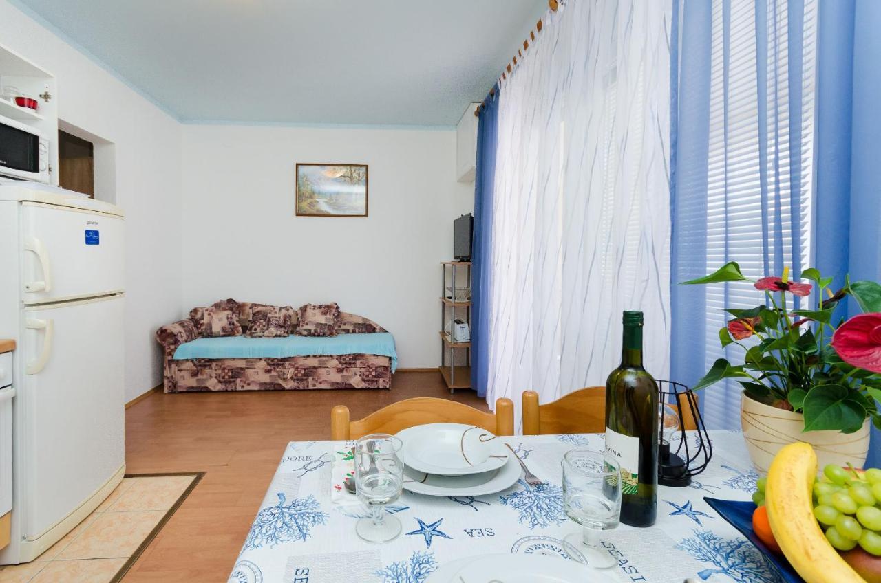 Apartments Mijatovic Lopar Buitenkant foto